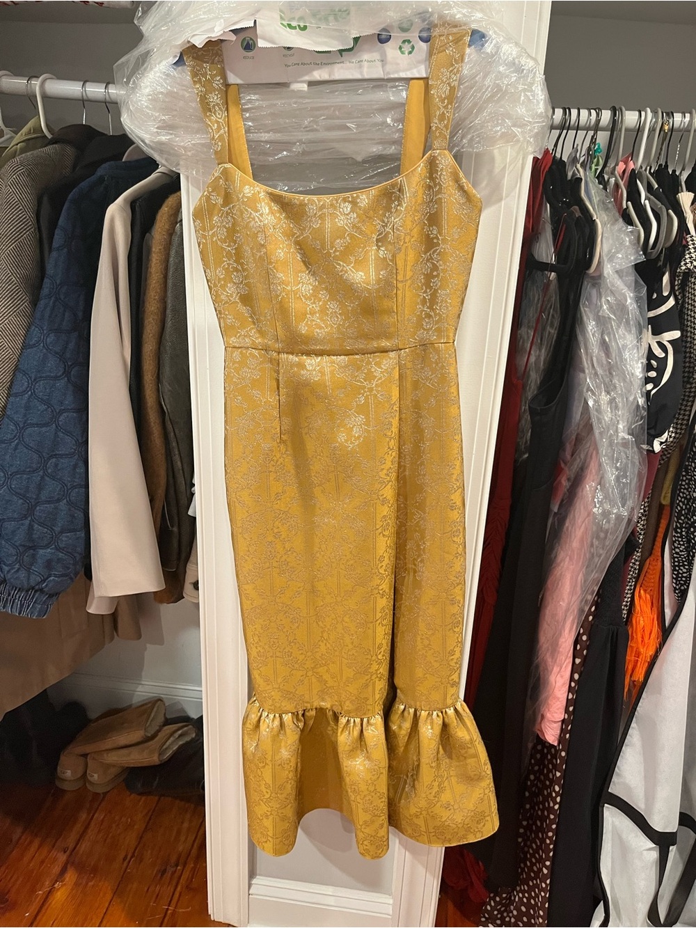Sachin + Babi Gold SACHIN & BABI CHATHAM MIDI DRESS